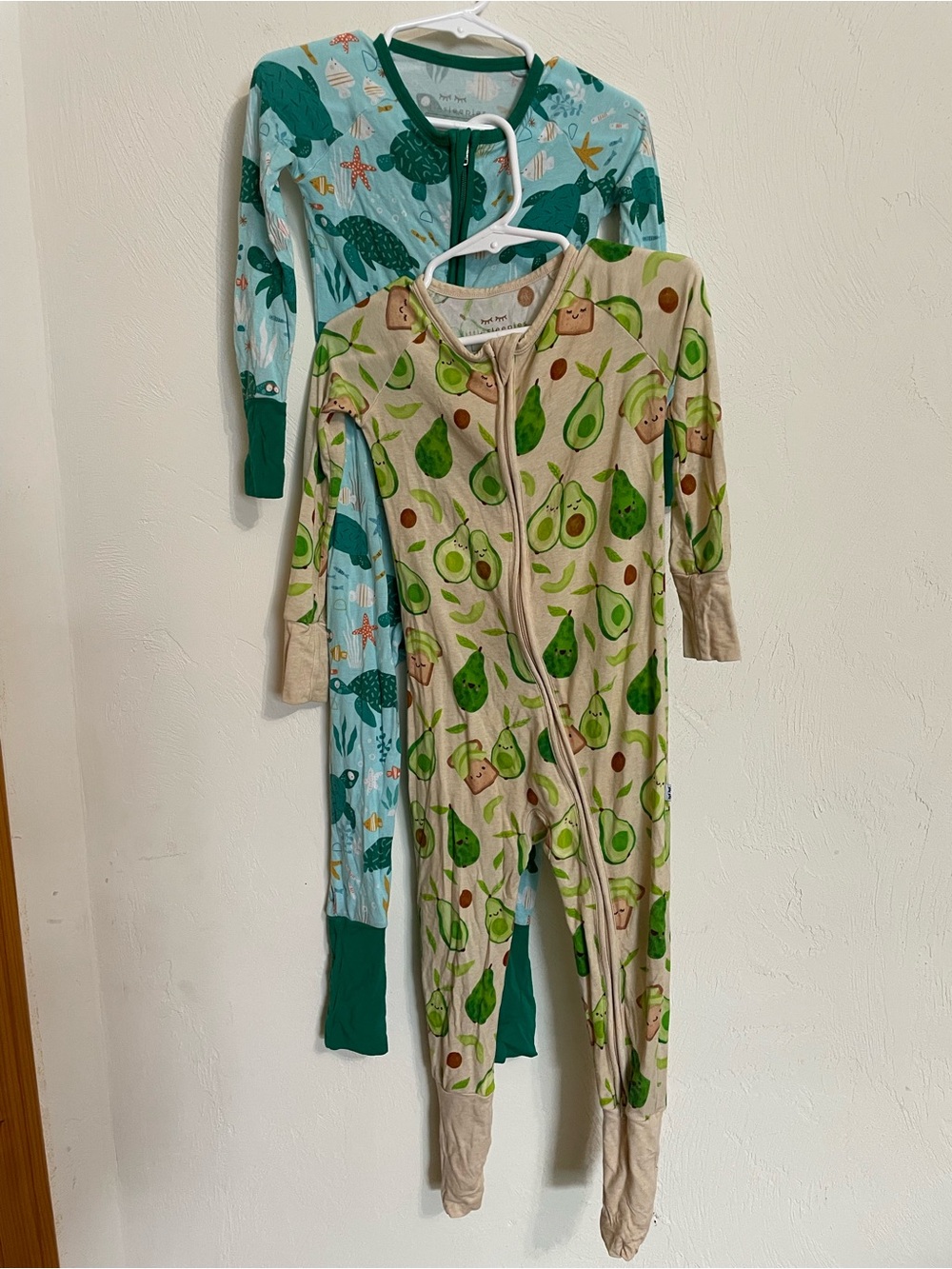 Little Sleepies bundle 2T zippies